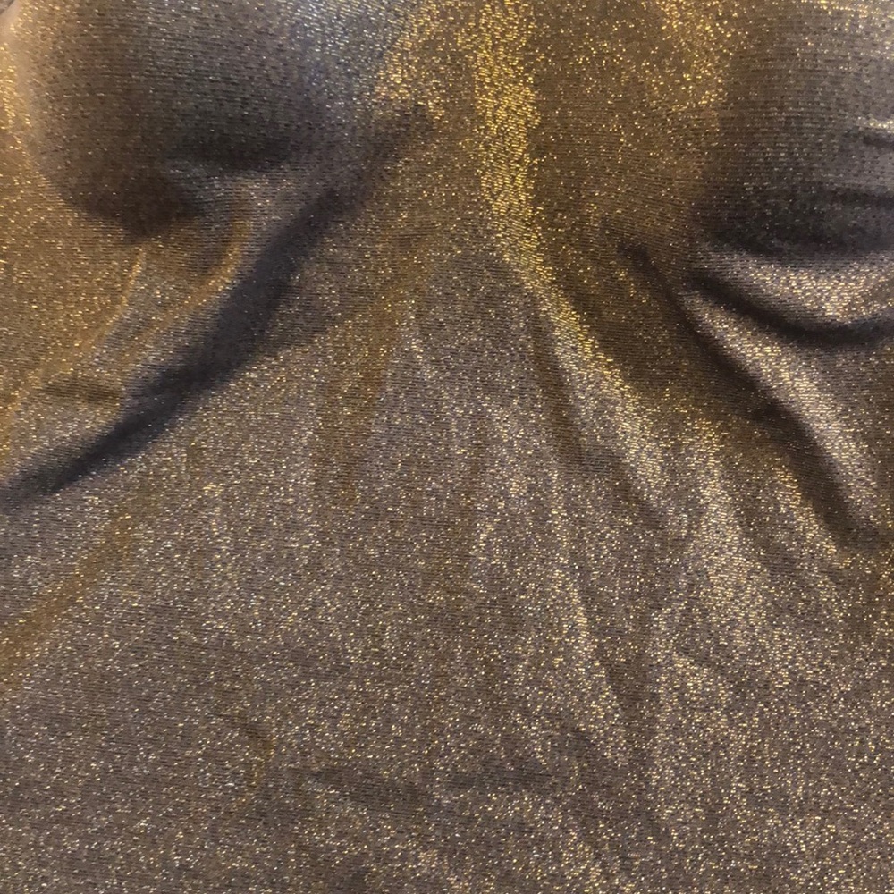 Shimmering Top - Picture 2 of 5